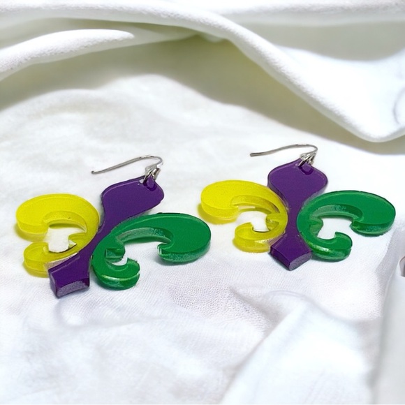 Fleur de Lis Dangle Earrings: Sparkle & Celebrate Mardi Gras in Style! NWT - Picture 5 of 7